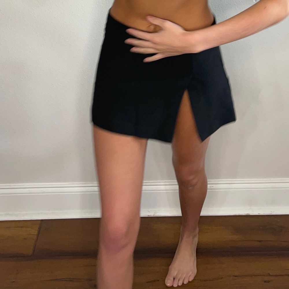edikted black mini skirt